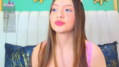 Snapshot of katlyn_martins chatting on 02/24/25, 10:14 K A T L Y N online show from 02/24/25, 10:14