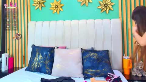 Snapshot of katlyn_martins chatting on 03/01/25, 06:32 K A T L Y N online show from 03/01/25, 06:32