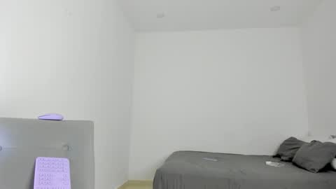 Snapshot of katnees_correa chatting on 03/09/25, 10:41 Follow me on instagram and twitter as correaktnees online show from 03/09/25, 10:41