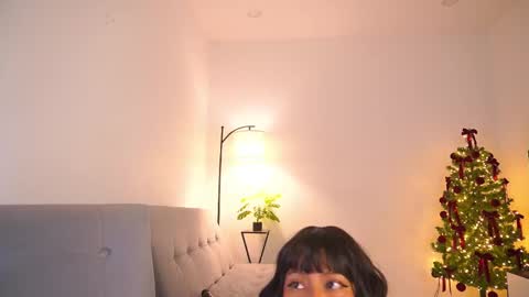 Snapshot of katnees_correa chatting on 12/15/25, 07:34 Follow me on instagram and twitter as correaktnees online show from 12/15/25, 07:34