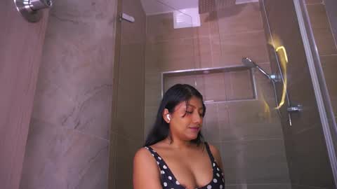 Follow me on instagram and twitter as correaktnees online show from 02/16/26, 06:42