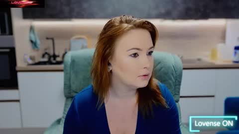 katniss_k online show from 11/26/25, 05:19