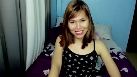 Snapshot of katrina_foxxx chatting on 01/02/25, 06:01 katrina_foxxx online show from 01/02/25, 06:01