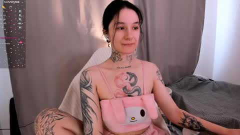 katrina_h0w online show from 05/06/26, 03:57