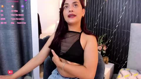 Keyla online show from 10/14/25, 07:36