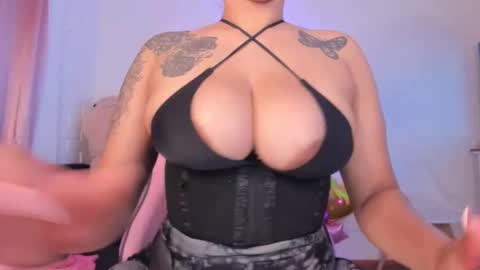 katrinaa__ online show from 03/10/25, 02:50