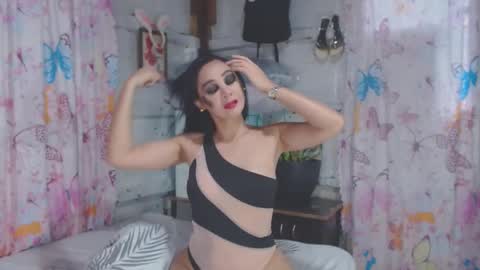 Snapshot of katrinaveronica chatting on 12/07/24, 10:28 KatrinaVeronica online show from 12/07/24, 10:28