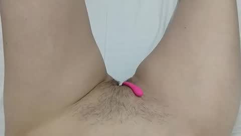 Snapshot of katrinna_arinna chatting on 01/07/25, 02:20 katrina dont forget to give me thumbs up online show from 01/07/25, 02:20