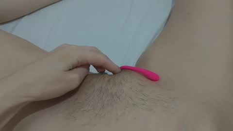 Snapshot of katrinna_arinna chatting on 01/13/25, 06:16 katrina dont forget to give me thumbs up online show from 01/13/25, 06:16