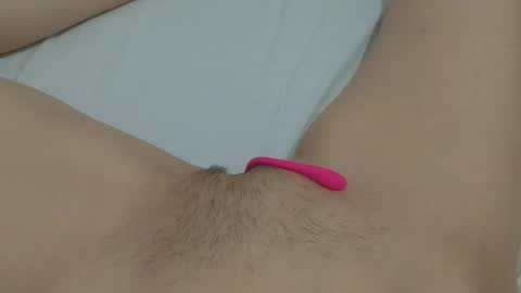 Snapshot of katrinna_arinna chatting on 01/20/25, 01:50 katrina dont forget to give me thumbs up online show from 01/20/25, 01:50