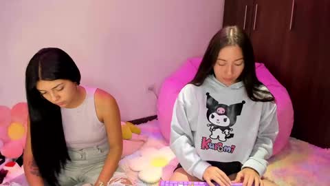 Snapshot of katrinrosex chatting on 12/27/24, 01:53 Katrin online show from 12/27/24, 01:53