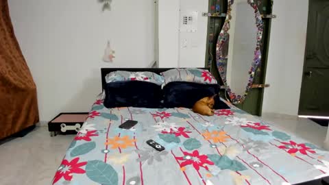 Snapshot of katrinrosex chatting on 09/30/25, 08:58 Katrin online show from 09/30/25, 08:58