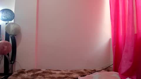 Snapshot of katrinrosex chatting on 11/26/25, 03:02 Katrin online show from 11/26/25, 03:02