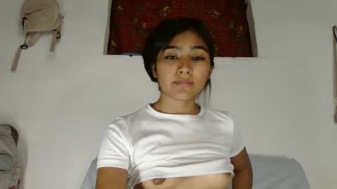 Snapshot of katrushca24 chatting on 01/03/25, 06:46 kat online show from 01/03/25, 06:46