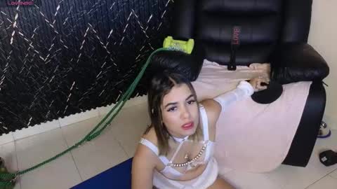 Katt  online show from 10/01/25, 04:24