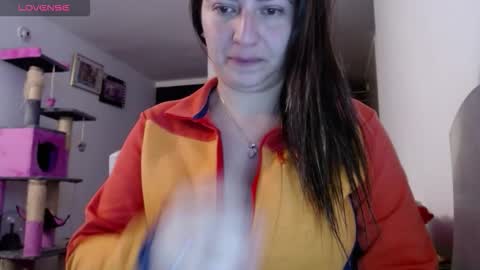 kattie online show from 11/11/25, 04:34