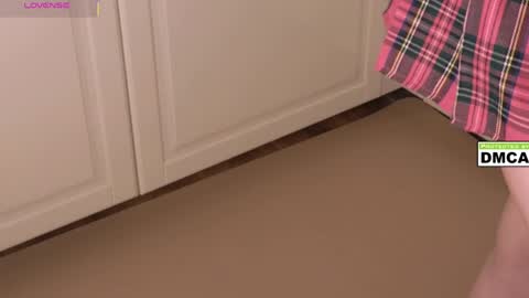 I dont know whats gonna happen today but my name is Katty and lets start being friends online show from 05/09/26, 07:30