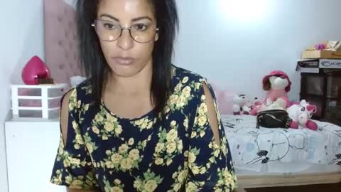 Snapshot of kattleyagray chatting on 03/09/25, 02:07 KattleyaGrey online show from 03/09/25, 02:07