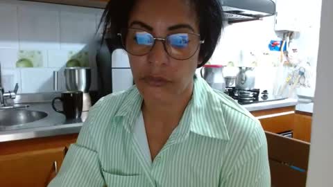 Snapshot of kattleyagray chatting on 03/10/25, 12:15 KattleyaGrey online show from 03/10/25, 12:15