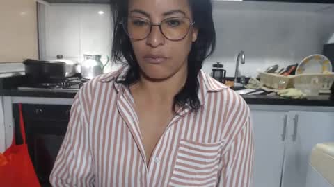 Snapshot of kattleyagray chatting on 10/03/25, 07:00 KattleyaGrey online show from 10/03/25, 07:00