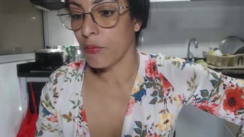 Snapshot of kattleyagray chatting on 10/09/25, 09:02 KattleyaGrey online show from 10/09/25, 09:02