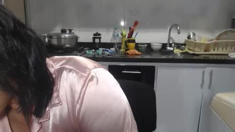 Snapshot of kattleyagray chatting on 10/18/25, 09:26 KattleyaGrey online show from 10/18/25, 09:26