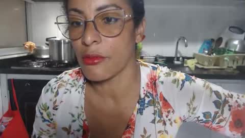 Snapshot of kattleyagray chatting on 10/22/25, 08:19 KattleyaGrey online show from 10/22/25, 08:19