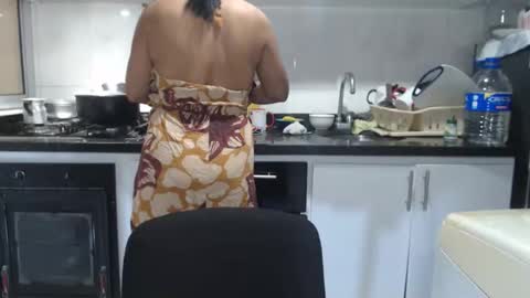 Snapshot of kattleyagray chatting on 12/15/25, 08:24 KattleyaGrey online show from 12/15/25, 08:24