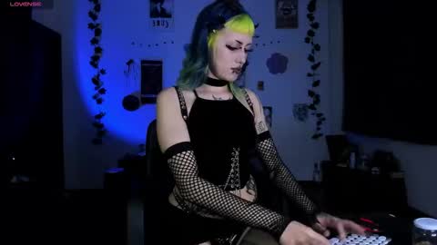 kattx   independent model online show from 02/14/26, 02:19