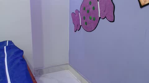 Snapshot of katty18love18 chatting on 11/17/25, 01:22 katty online show from 11/17/25, 01:22