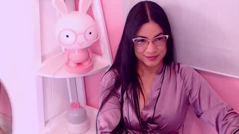 katty_kim_ online show from 01/18/26, 03:43