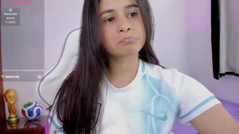 Snapshot of katty_rain1 chatting on 06/17/26, 10:21 katherin online show from 06/17/26, 10:21