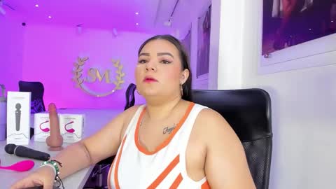 KattyaRogers online show from 12/19/25, 08:05