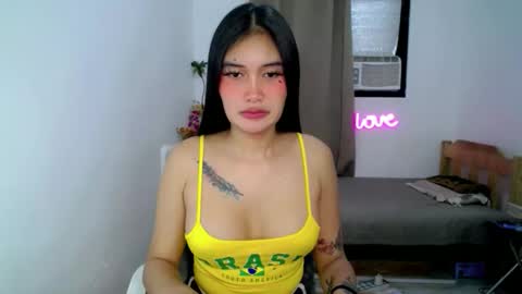 Snapshot of kattymylove chatting on 12/14/25, 10:20 katty online show from 12/14/25, 10:20