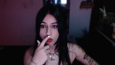 Snapshot of kattze chatting on 02/22/25, 12:49      online show from 02/22/25, 12:49