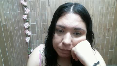 Snapshot of katy2425 chatting on 12/10/24, 02:27 Katy online show from 12/10/24, 02:27