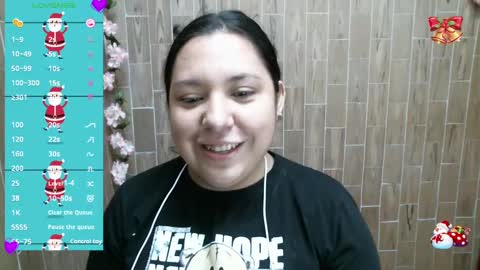 Snapshot of katy2425 chatting on 12/20/24, 10:38 Katy online show from 12/20/24, 10:38