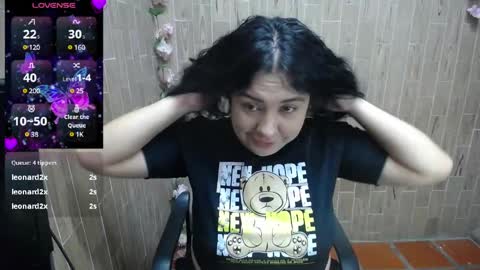 Snapshot of katy2425 chatting on 02/21/25, 02:39 Katy online show from 02/21/25, 02:39