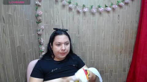 Snapshot of katy2425 chatting on 10/29/25, 01:41 Katy online show from 10/29/25, 01:41