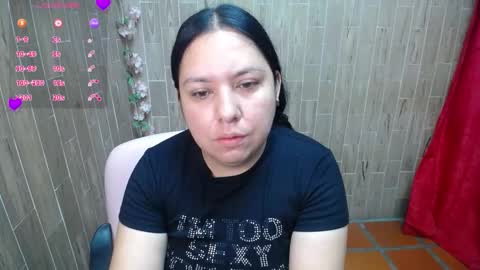 Snapshot of katy2425 chatting on 11/05/25, 08:25 Katy online show from 11/05/25, 08:25