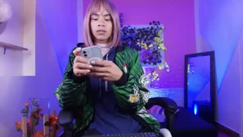 Snapshot of katy_bratz chatting on 10/06/25, 12:52 Katy online show from 10/06/25, 12:52