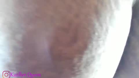 Kaitllyn Queen online show from 12/21/25, 05:03