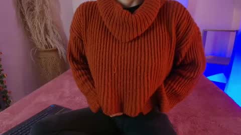 Snapshot of katy_van chatting on 10/17/25, 09:17 Katy Van online show from 10/17/25, 09:17