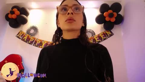 Snapshot of katy_van chatting on 10/26/25, 08:26 Katy Van online show from 10/26/25, 08:26