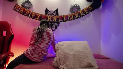 Snapshot of katy_van chatting on 11/02/25, 08:33 Katy Van online show from 11/02/25, 08:33