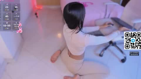 Snapshot of katya_rogerss chatting on 11/15/25, 01:36 katya online show from 11/15/25, 01:36