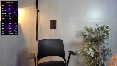 Snapshot of katyablonding chatting on 02/05/25, 01:11 salo online show from 02/05/25, 01:11