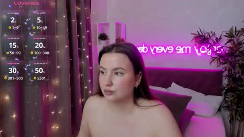 Kate online show from 02/23/25, 08:06