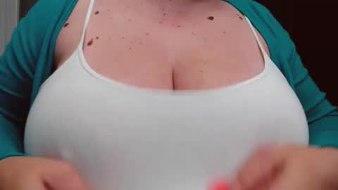 Katy online show from 11/19/25, 03:17