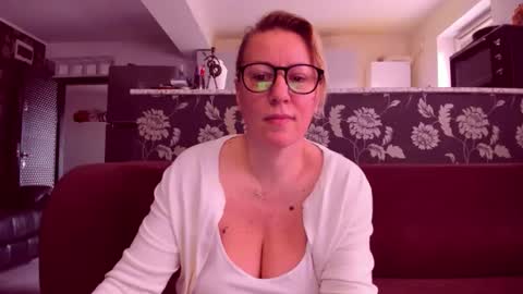 Katy online show from 03/24/26, 06:18